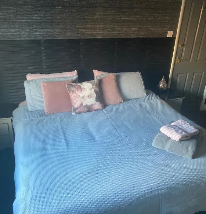 The Woodszz Guest House-1