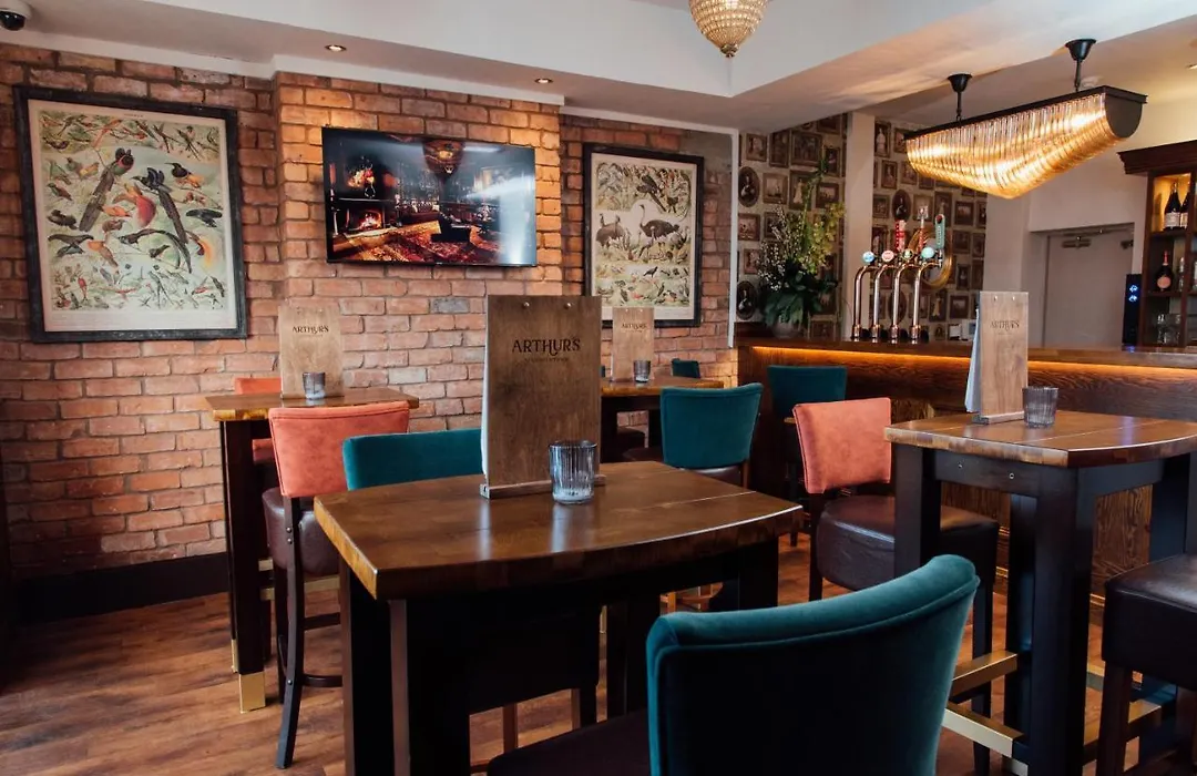 Arthur'S Bar & Accommodation-1