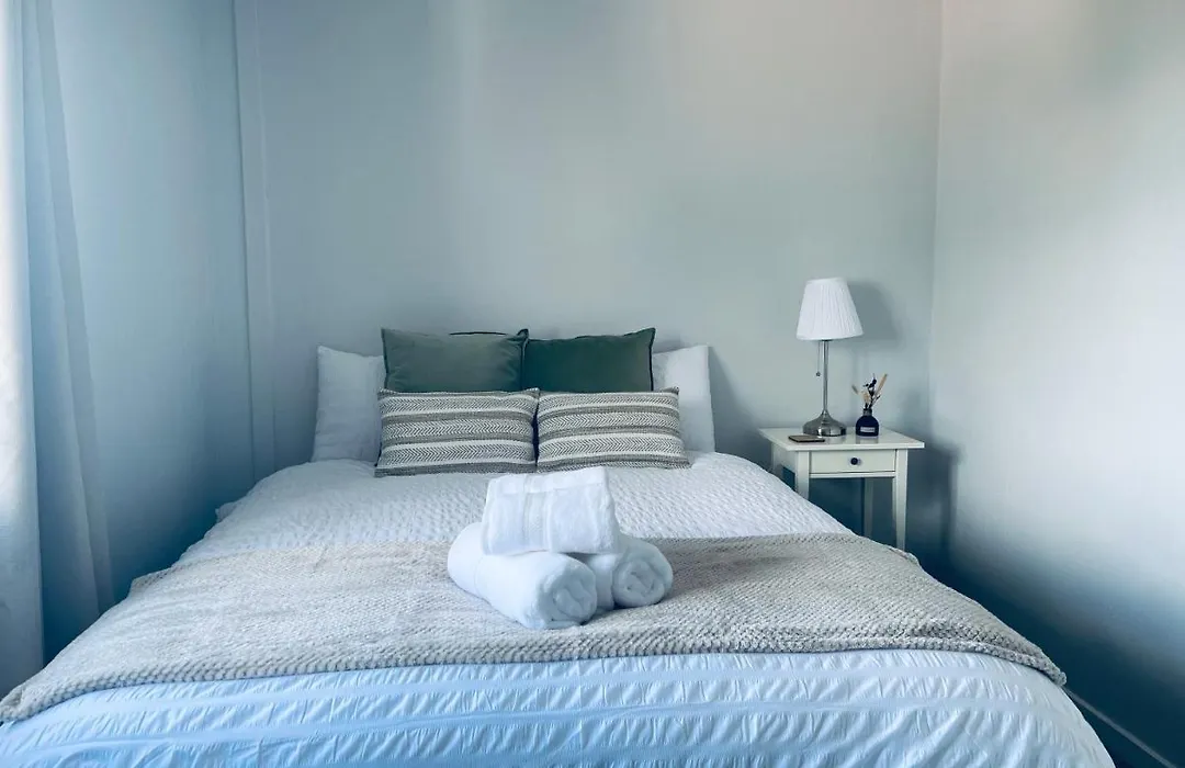 Cozy Room Shared House-1