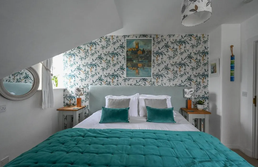 Halwell Lodge-1