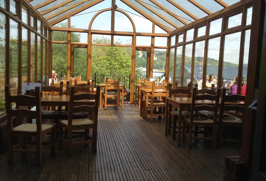 Hillsborough Hotel-1