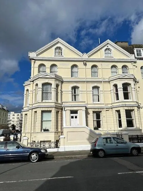 Appletree Hotel-1