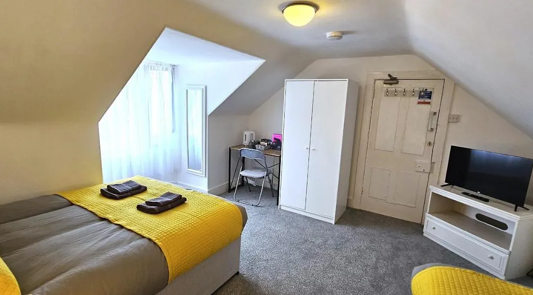 Laga Guest House - Rooms-1