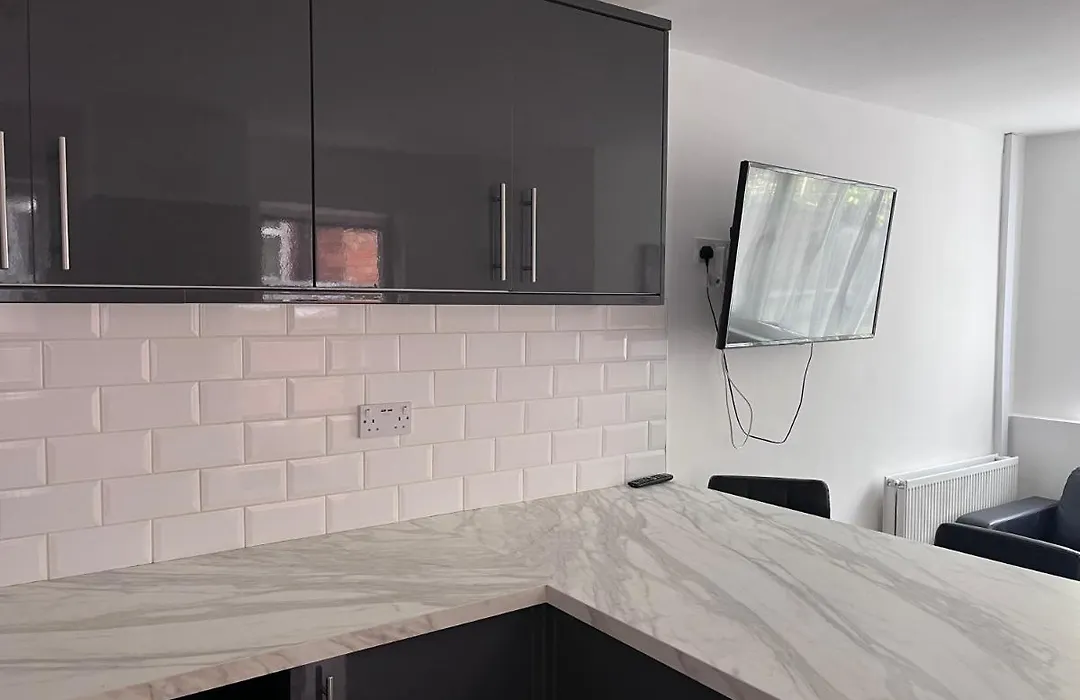 Trendy Town House - Room 1-1