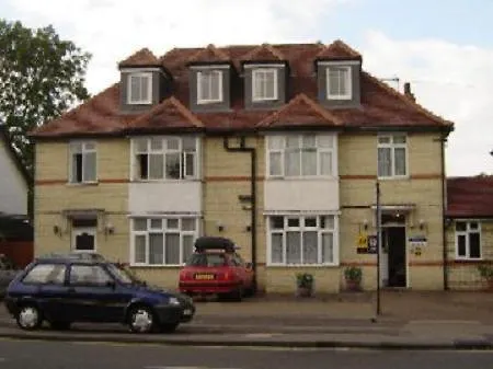 Alpha Milton Guest House-1