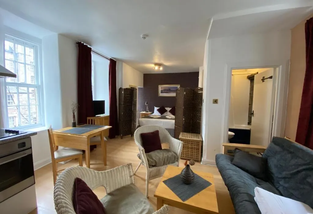 Royal Mile Suites By The Castle-1