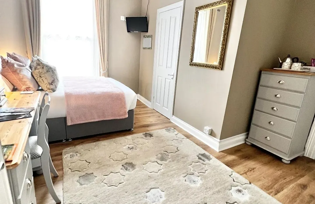 Devon House Guest House-1