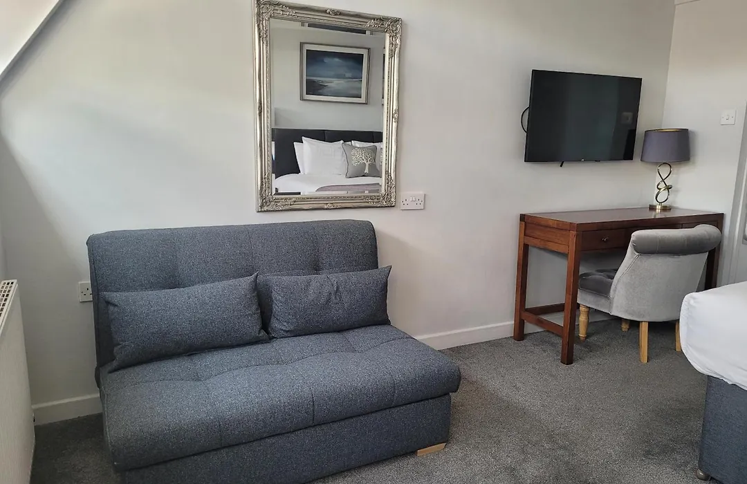 The Beeches Hotel & Leisure Club-1