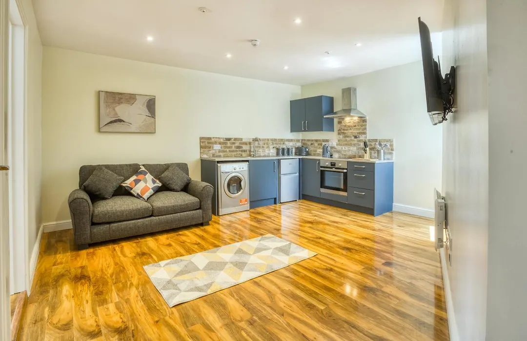 Suite 2- 2 Bed Apartment-1