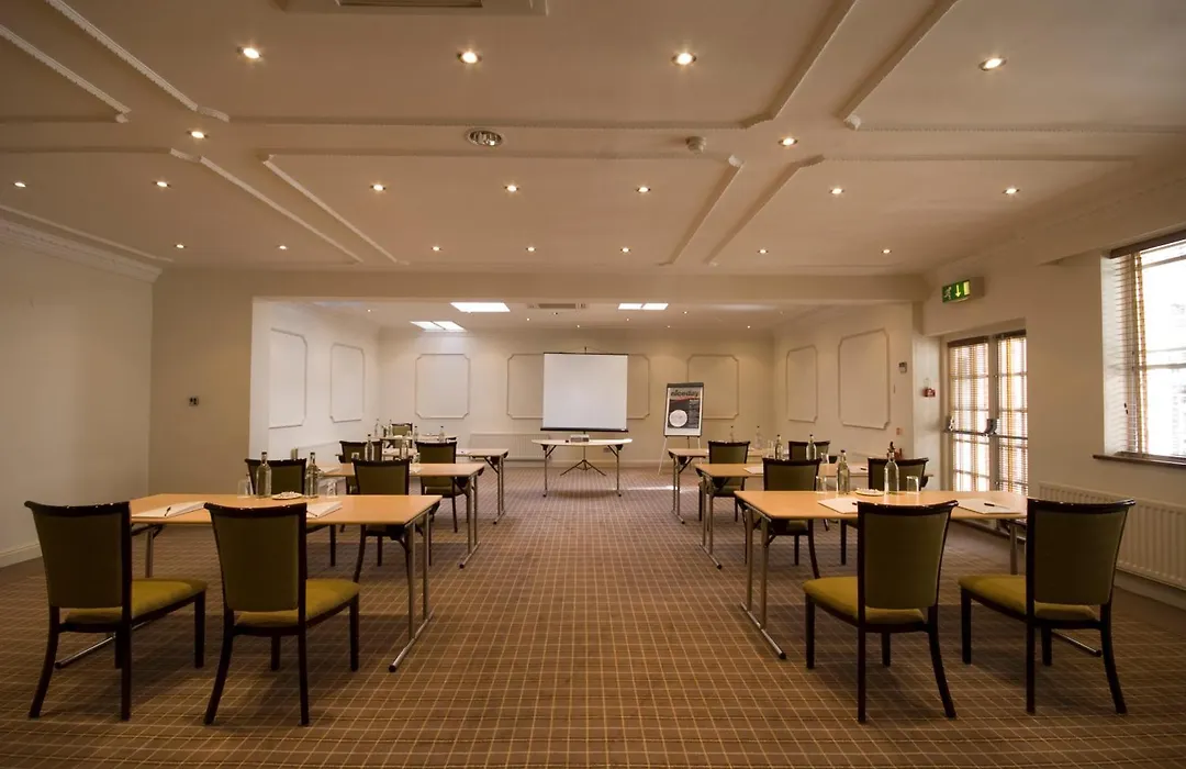 Cotswold Lodge Hotel-1