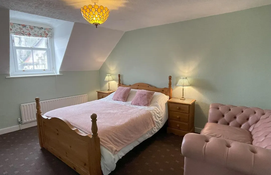 The Captain'S Lodge Room Only Accommodation-1