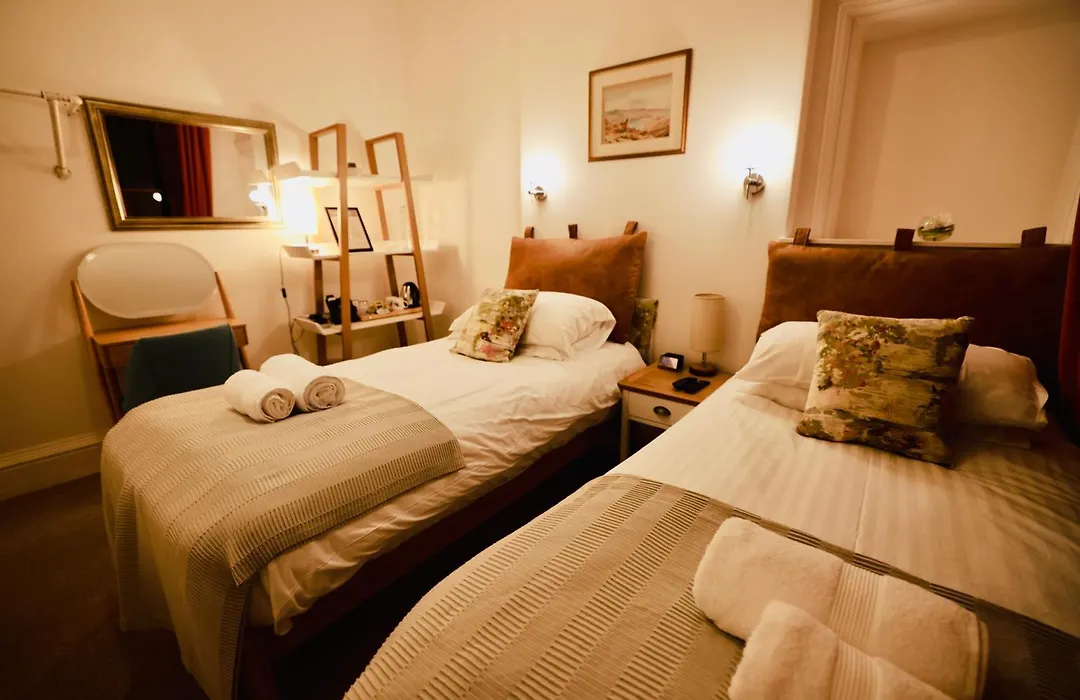 Doune Guest House-1