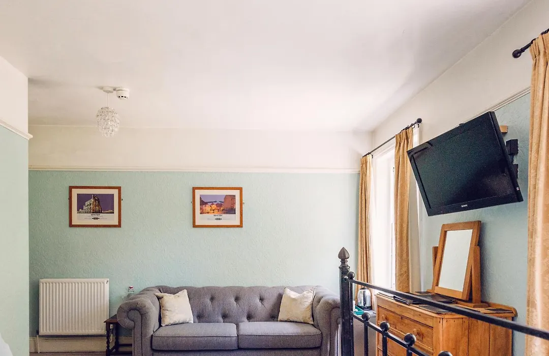 Broomfield House-1