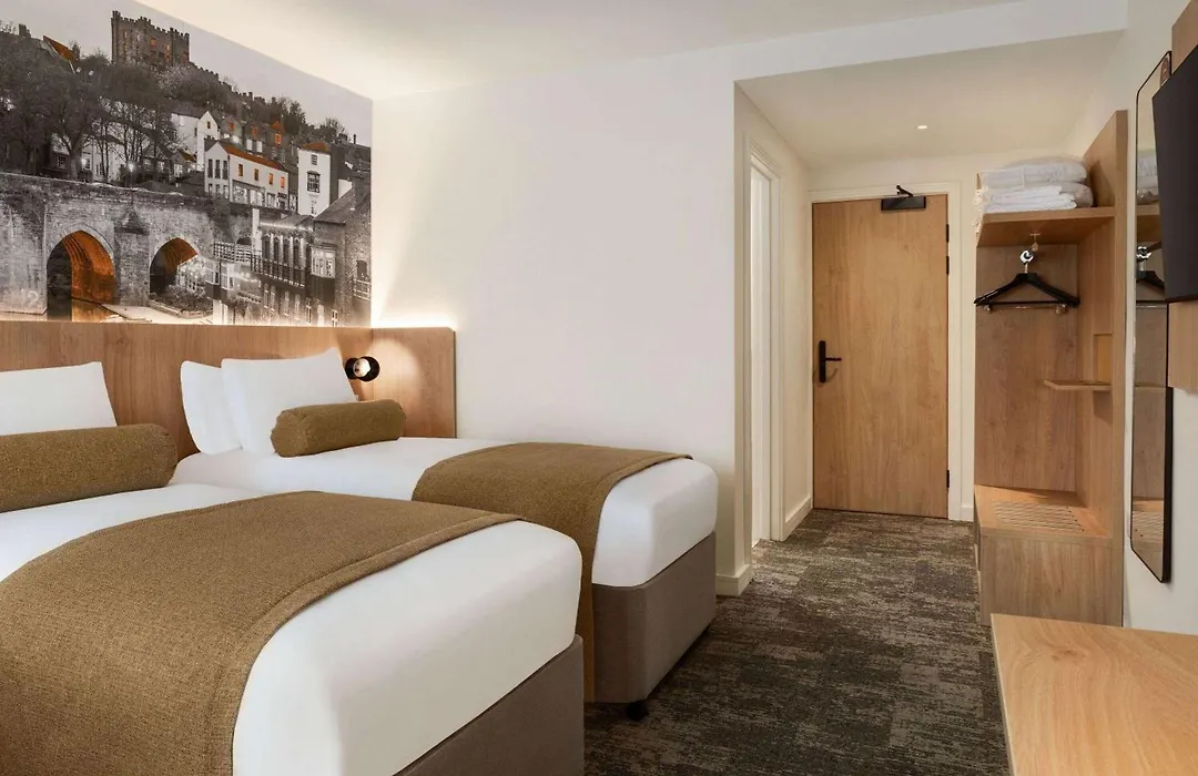 Super 8 By Wyndham Durham-1