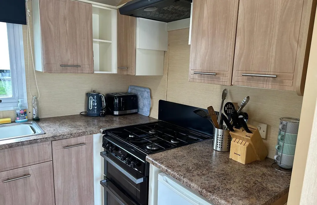 Newquay Bay Porth Caravan - 8 Berth-1