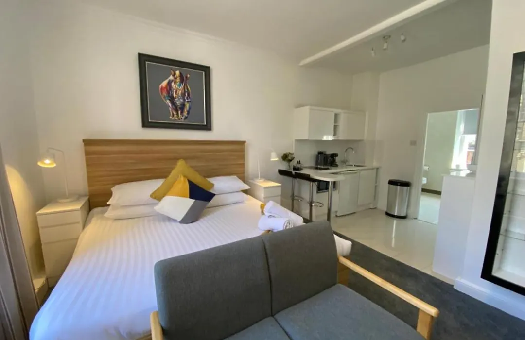 Sun Street Aparthotel-1