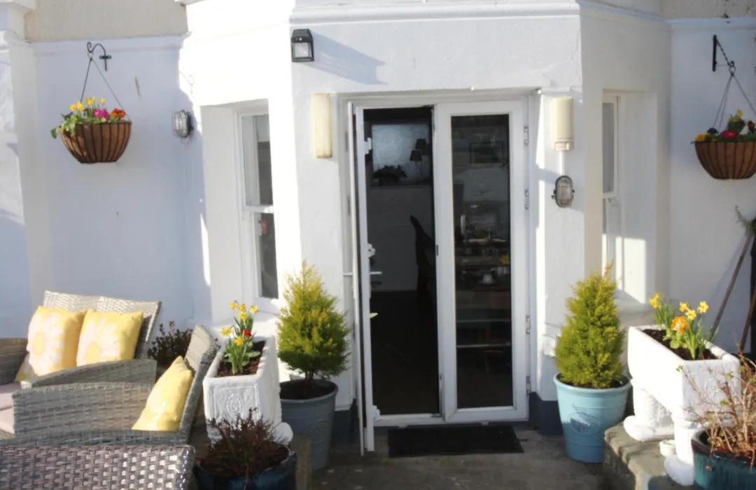 Bryn-Y-Mor Hotel (Adults Only)-1