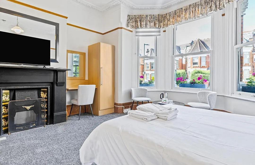 Heatherbank Guest House-1