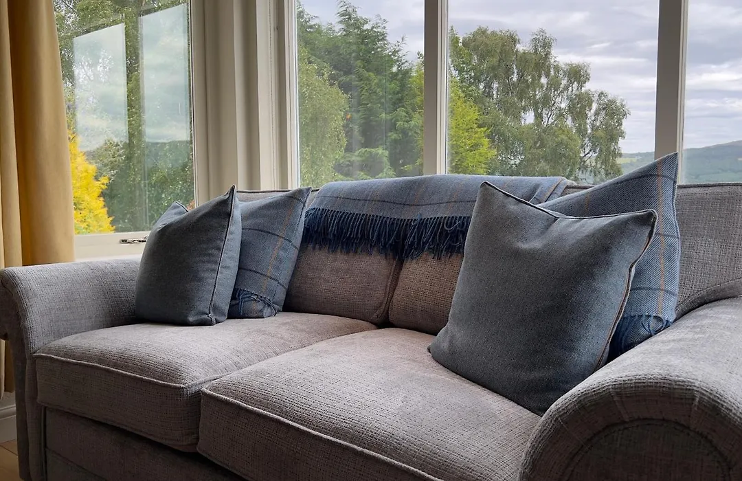 Loch Ness Cottages-1