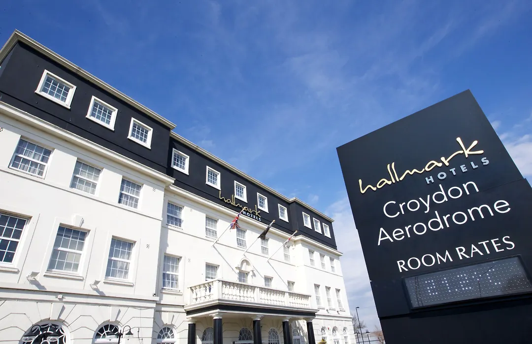 London Croydon Aerodrome Hotel By Sunday-1