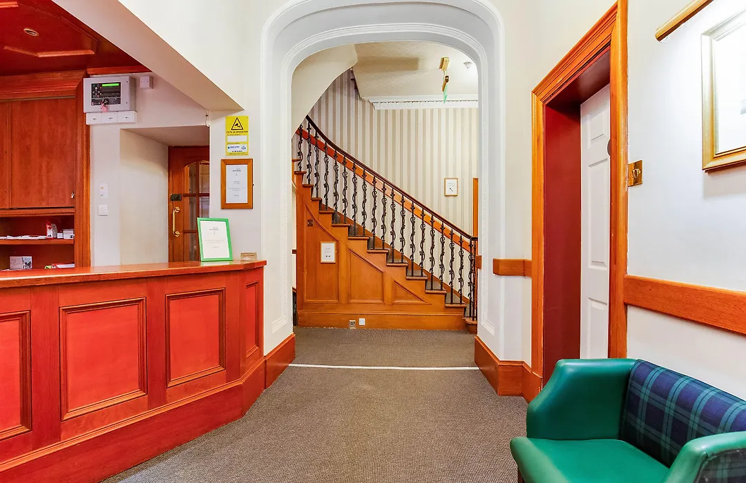 Lost Guest House Stirling-1