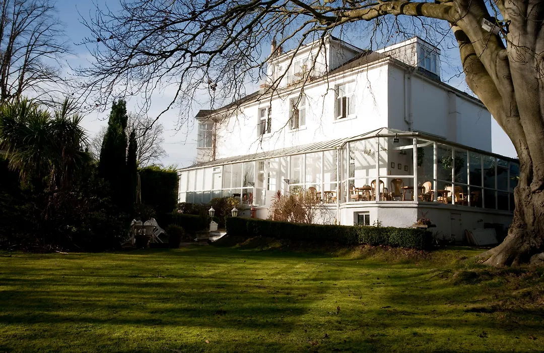 Fines Bayliwick Hotel-1