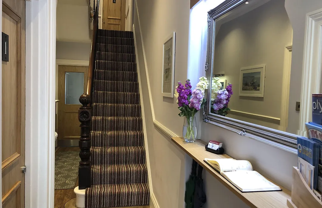 Edgcumbe Guest House-1