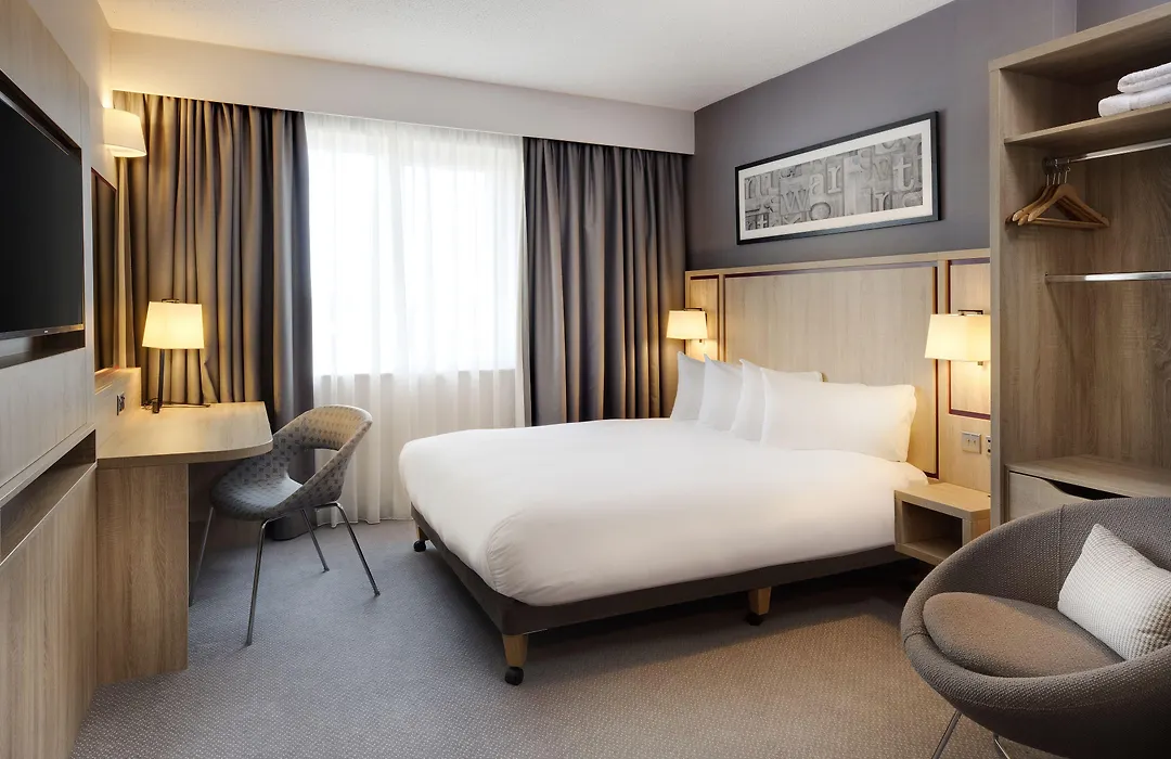 Leonardo Hotel London Watford-1
