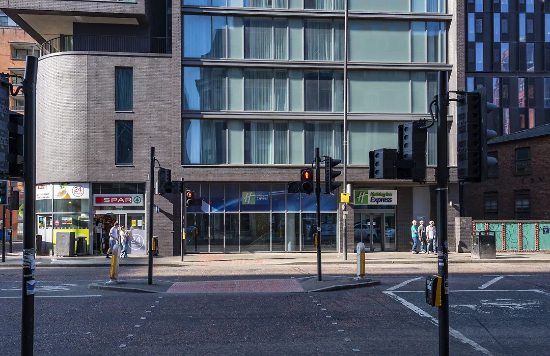 Holiday Inn Express Manchester City Centre By Ihg-1