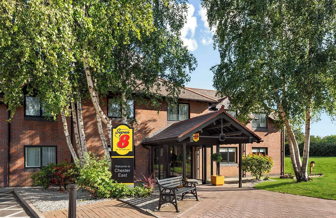 Super 8 By Wyndham Chester East-1