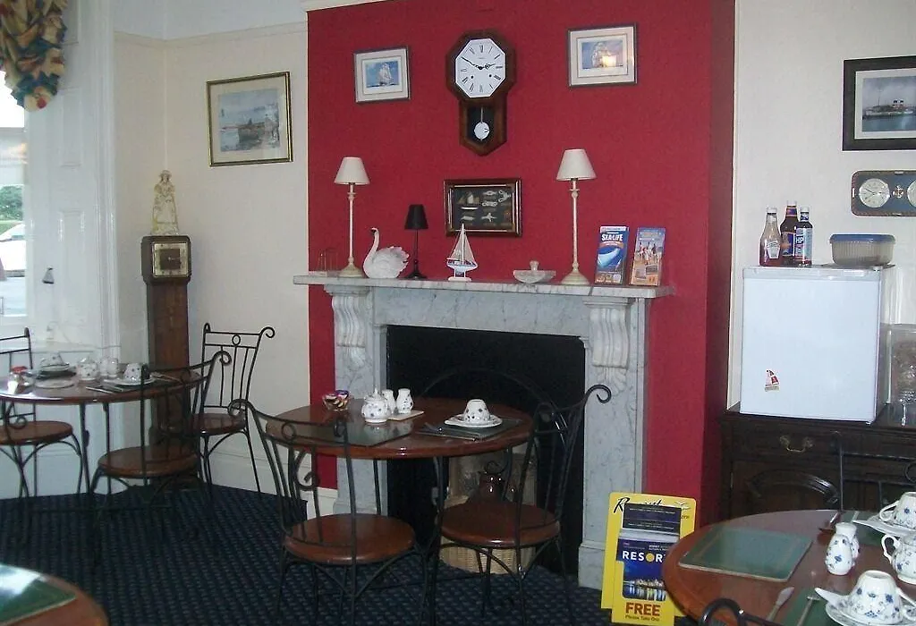 Boaters Guesthouse-1