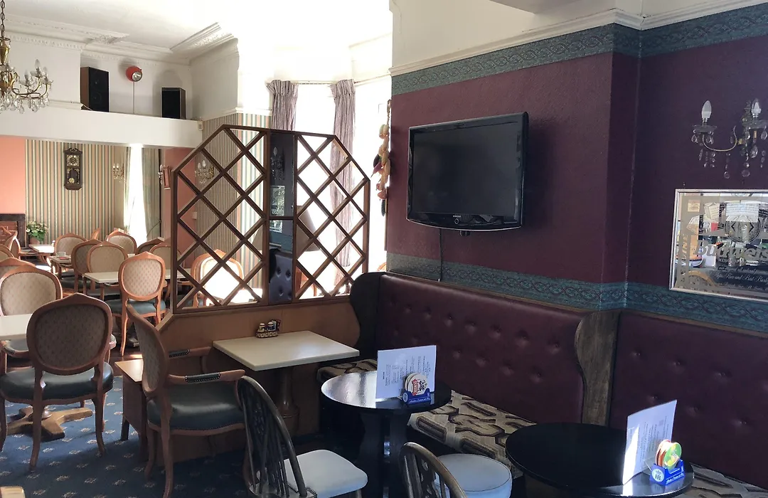 Chad Hill Hotel-1