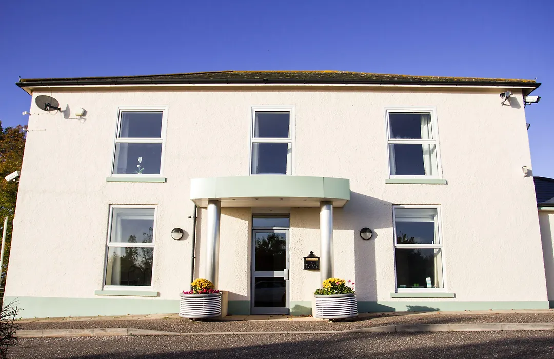 Fair Oak House Exeter Airport-1