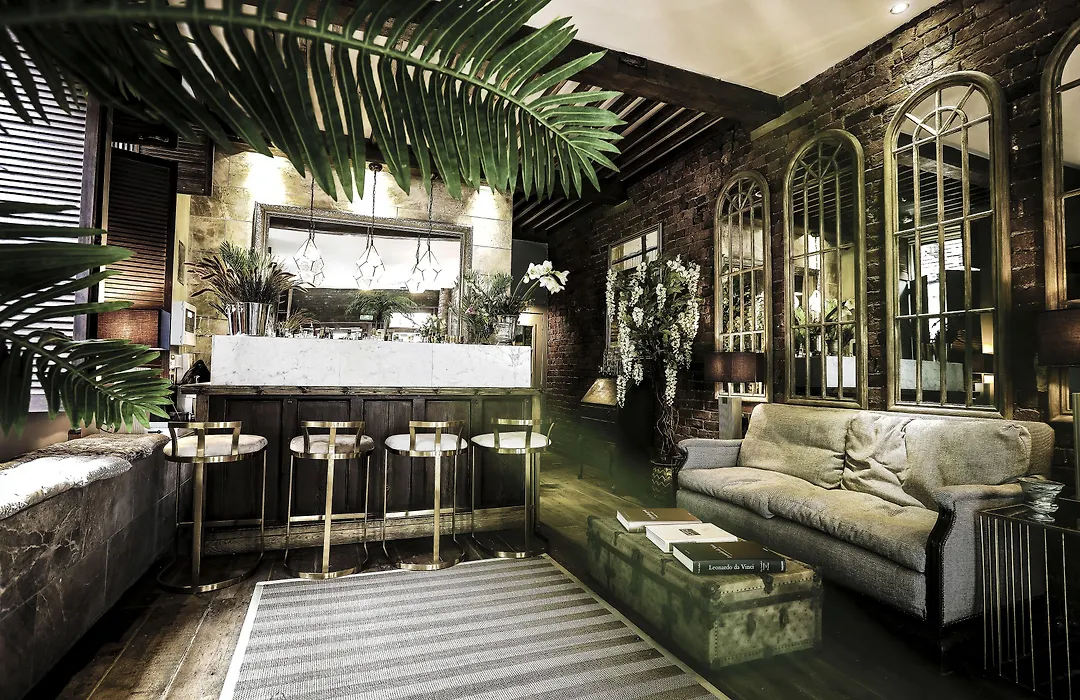 The Cow Hollow Hotel-1