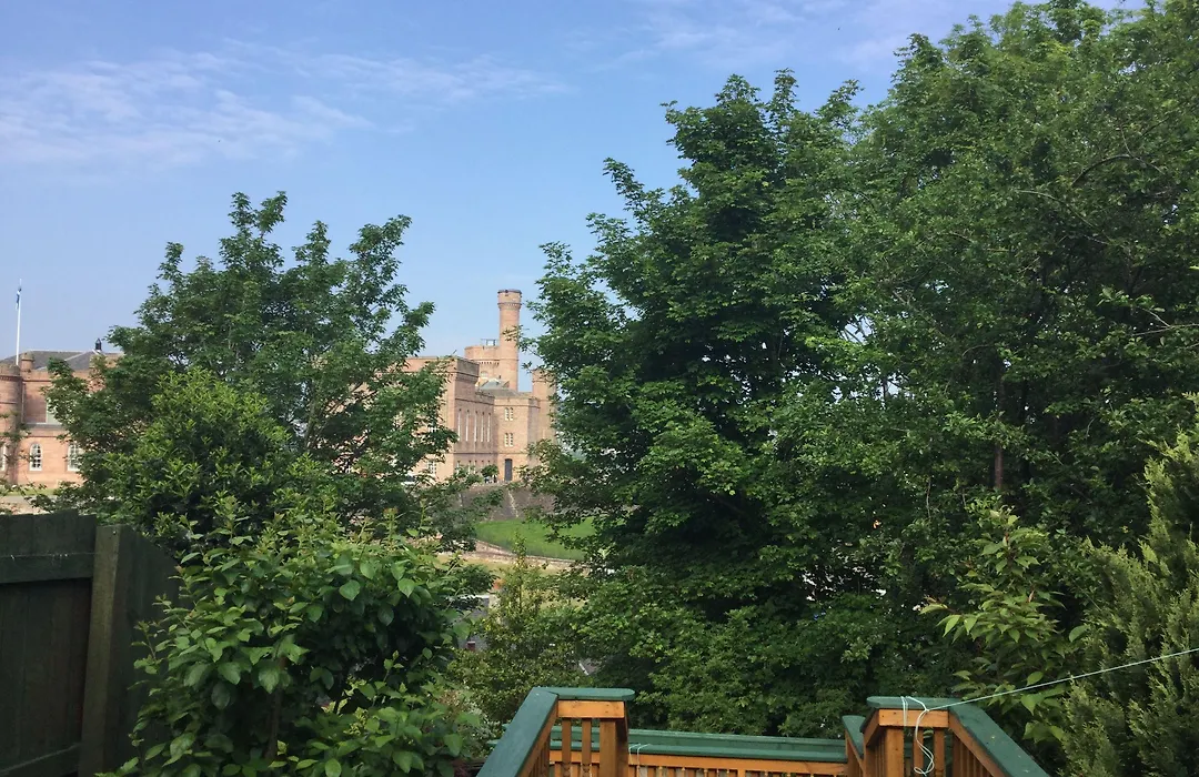 Castle Viewpoint B&B-1