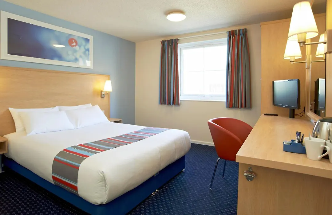 Travelodge Inverness Fairways-1