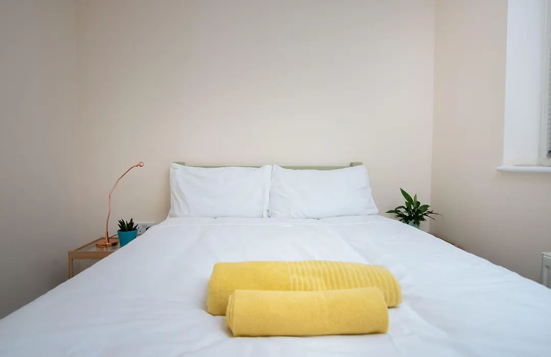Bristol Bnb-1
