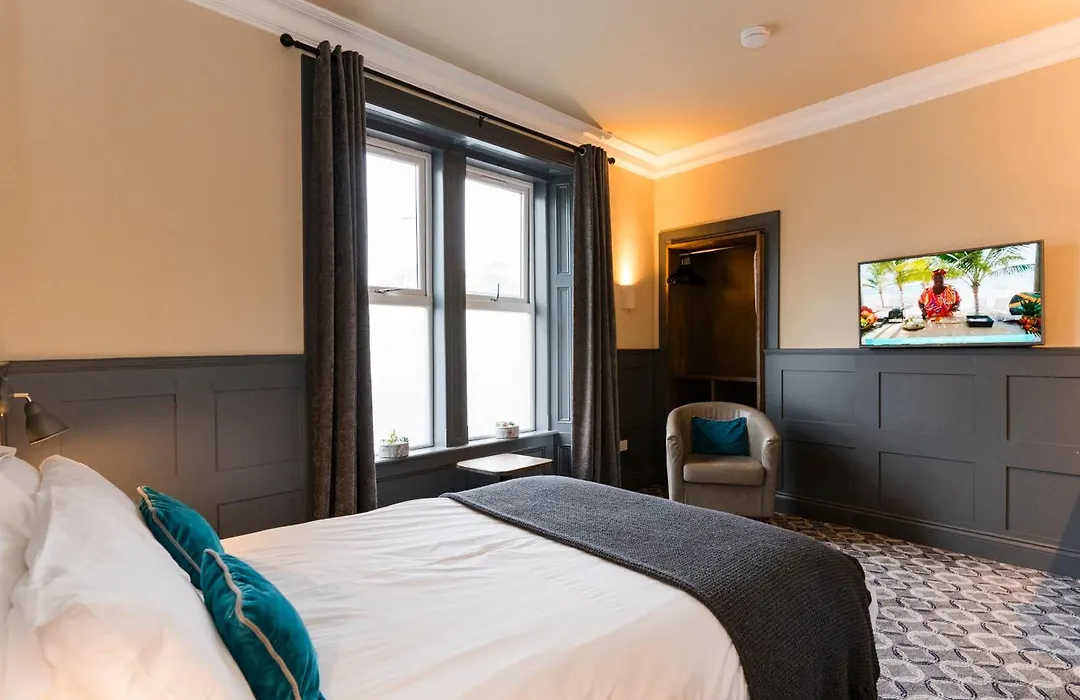Irvine Guest House-1