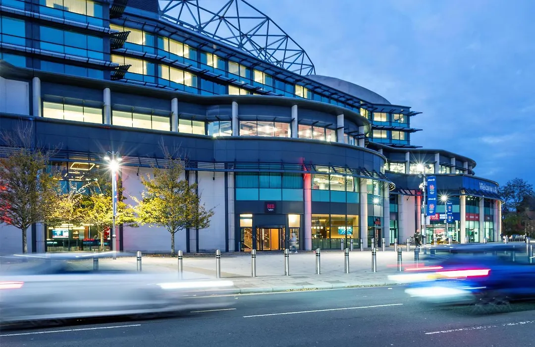 Radisson Red London Twickenham-1