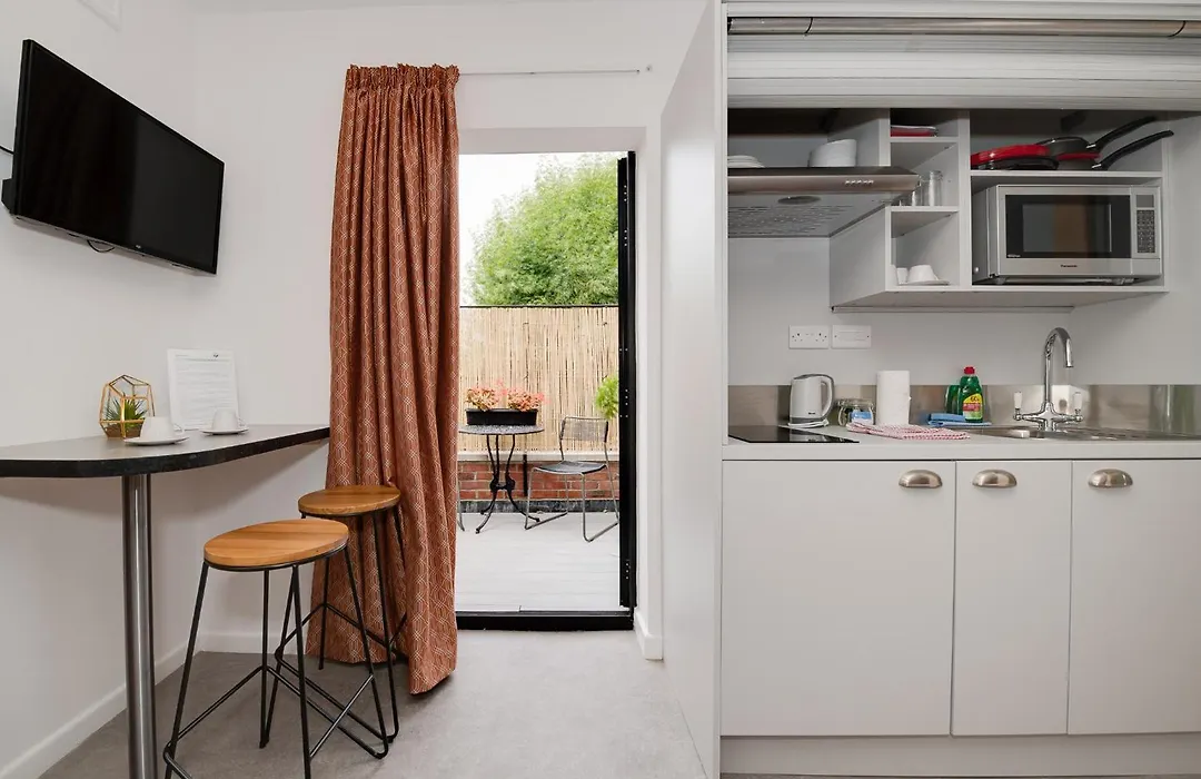 Ferryman Studio Apartments-1