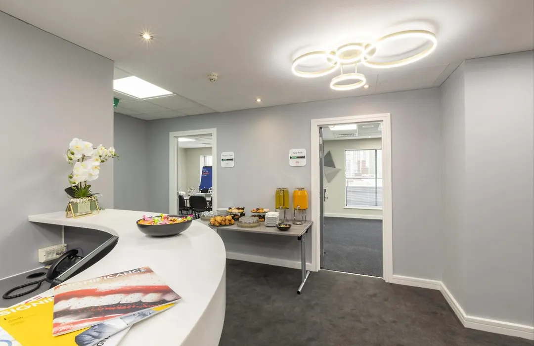 Holiday Inn Express London Croydon By Ihg-1