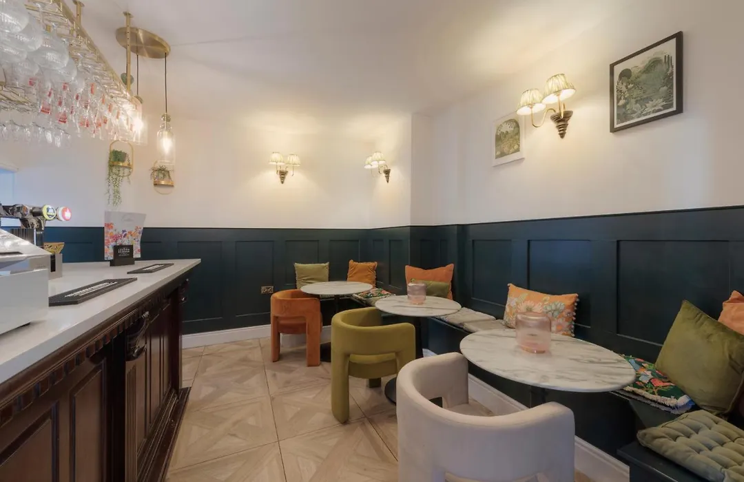 Florence Gardens Boutique Hotel And Restaurant-1