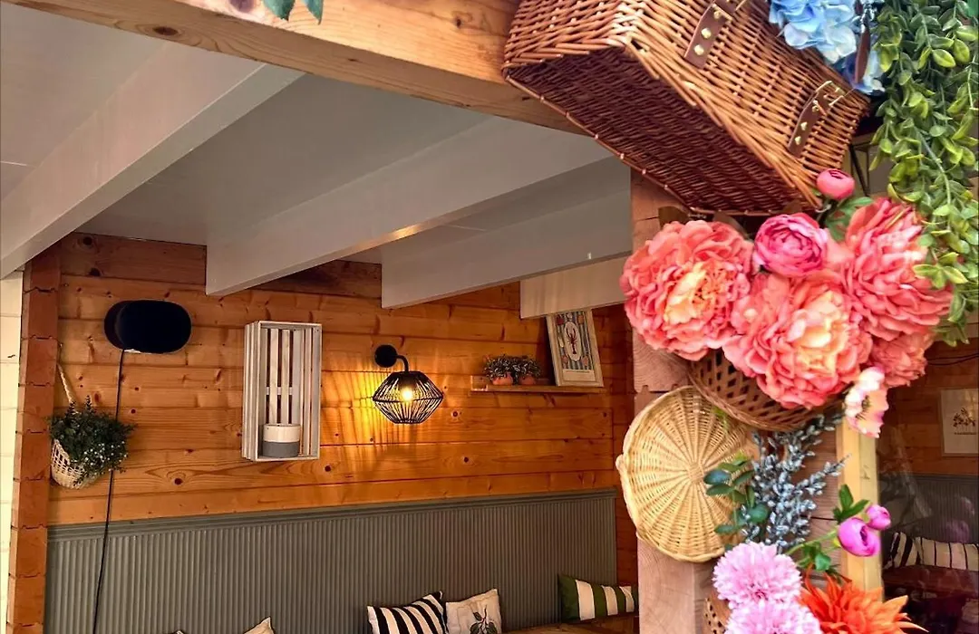 Somerset House Boutique Hotel And Restaurant-1