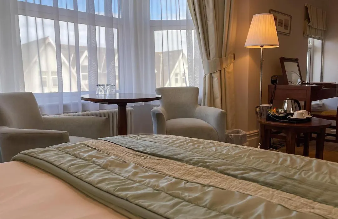 The Redstone Guesthouse-1
