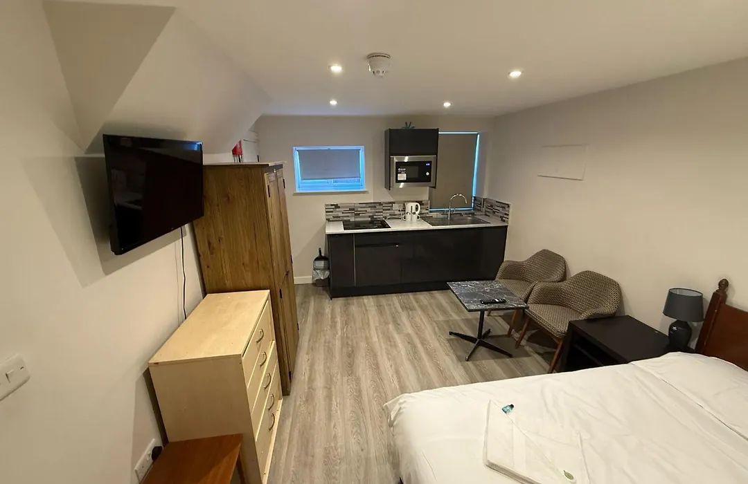 Hadleigh Hotel-1
