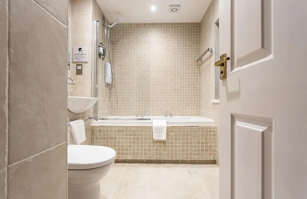 The Howbeck & The Retreat 5Min To Lake, Restaurants & To The Free Hydro Wellness Club-1