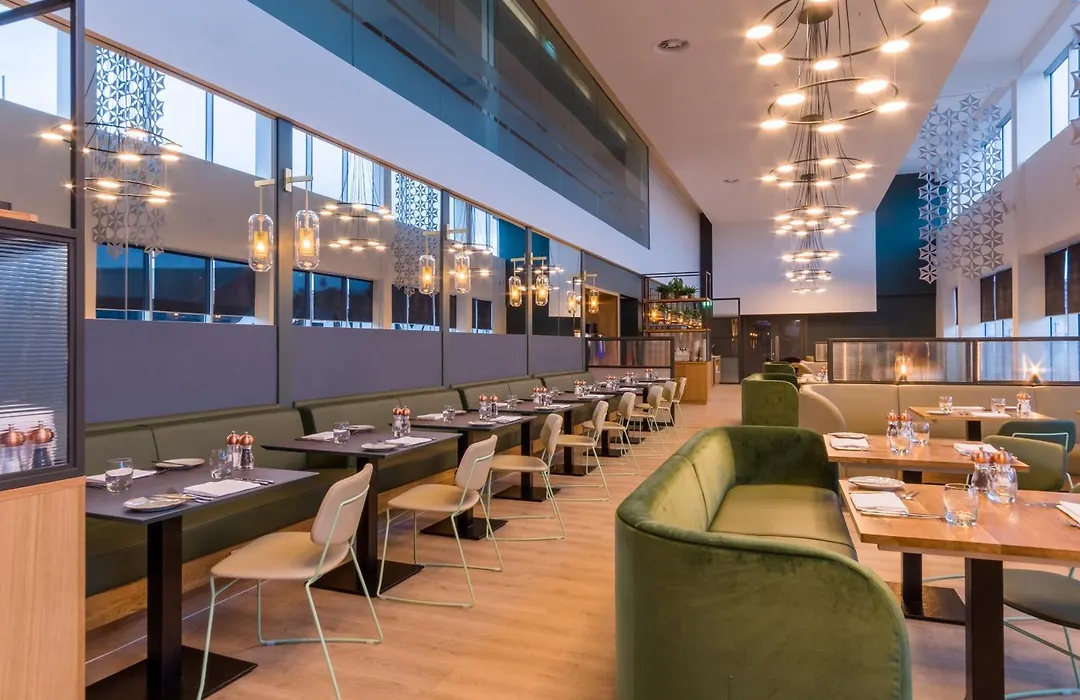 Apex City Quay Hotel & Spa-1