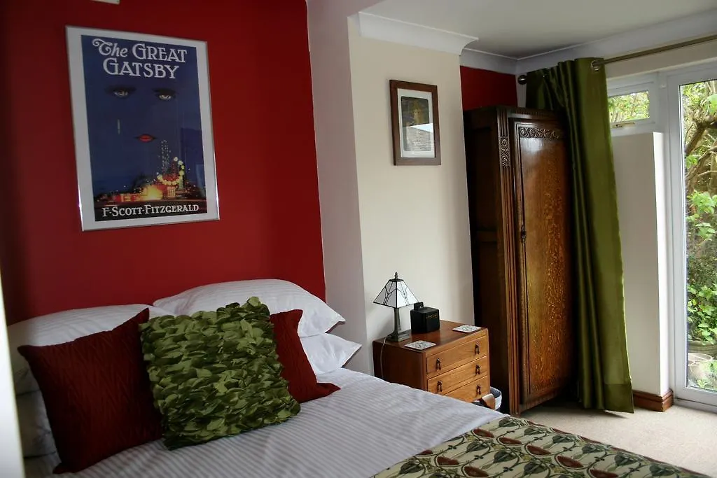 Mere Cottage B & B-1