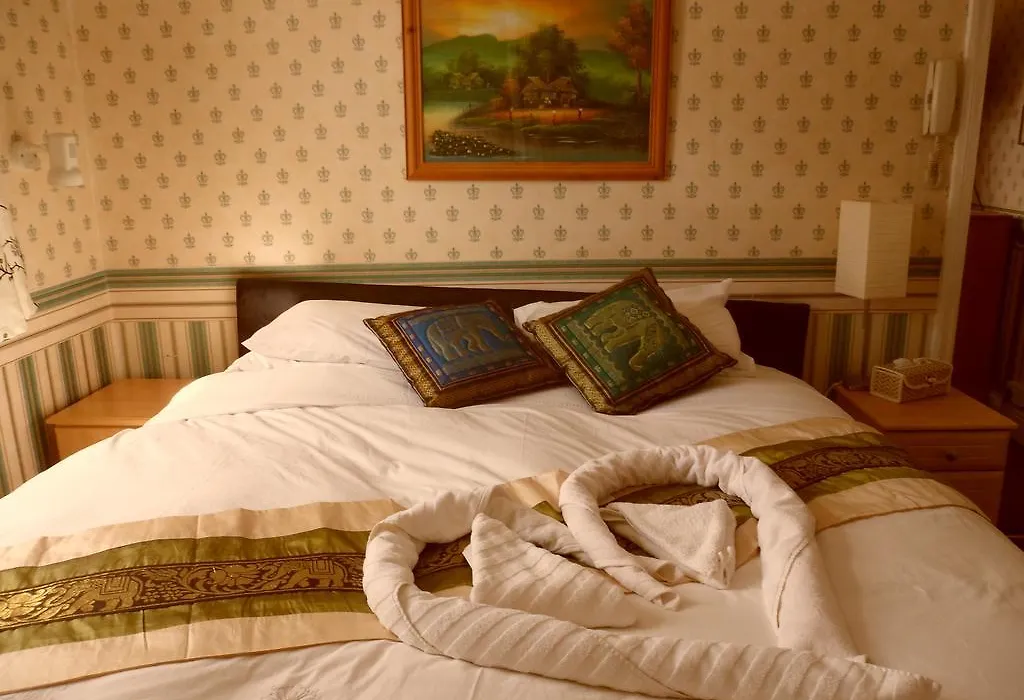 Earlsmere Guesthouse-1