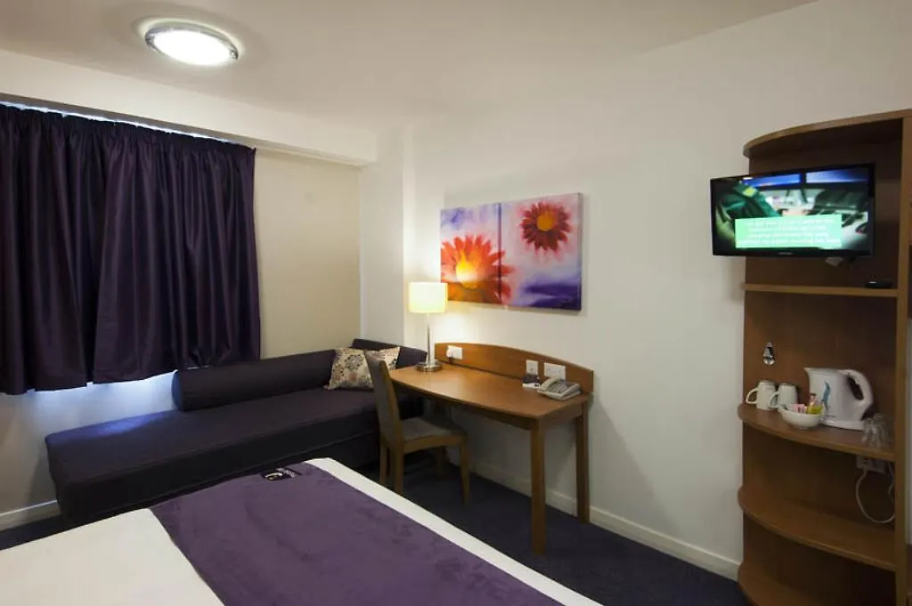 Premier Inn Glasgow City - George Square-1